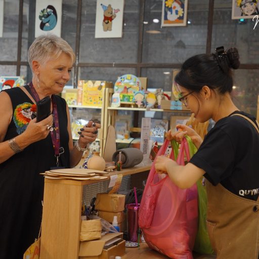 Handicraft Workshop – Tiệm Tạp Hoá Nhà May