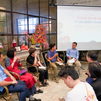 DIỄN ĐÀN CHUYỆN CŨ KỂ MỚI: TỪ CHẤT LIỆU DI SẢN ĐẾN SẢN PHẨM VĂN HÓA